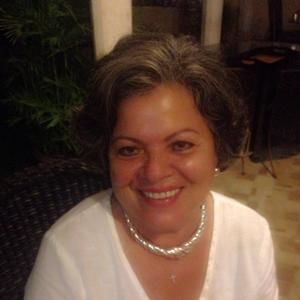 Meet your Posher, Elvia toraya